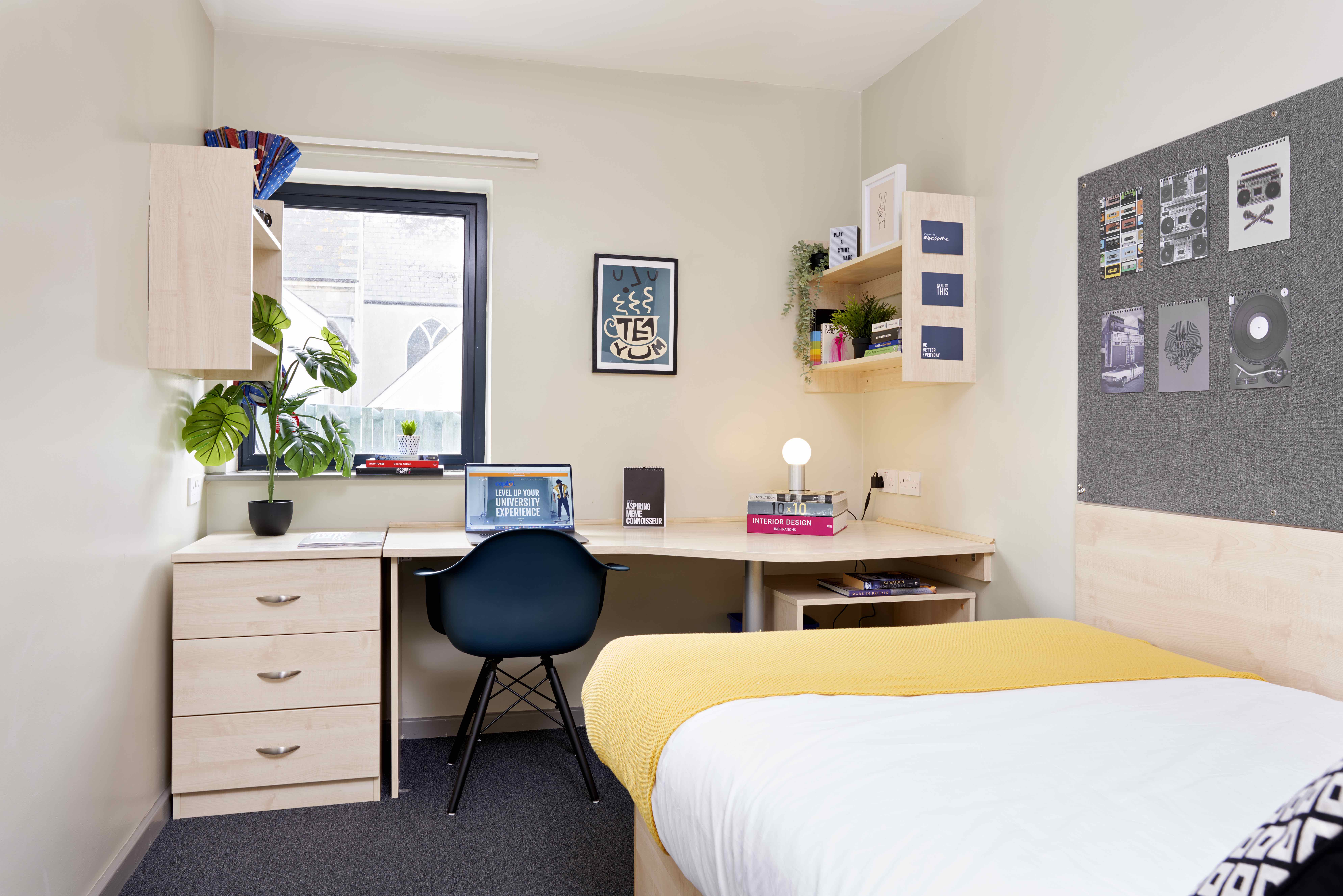 St. Thomas Court Plymouth Student Gallery Capitol